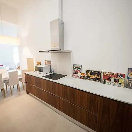 Astoria Penthouse *